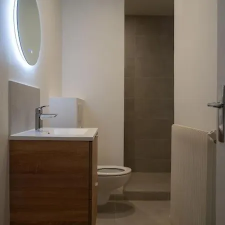 Appartement Grand Studio Centre De Parijs